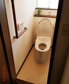 M様邸　住宅改修　～トイレ手すり～のビフォアー画像
